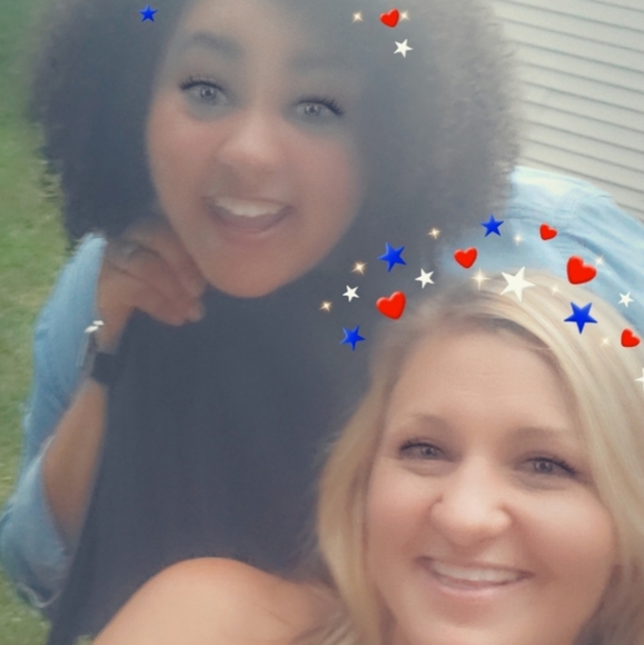 Meet your Posher, Becky - Picture 7 of 8